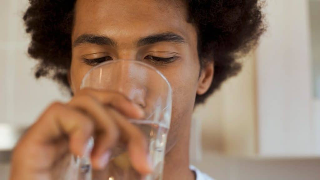 9 Reasons Why Tap Water Is Not Safe For You