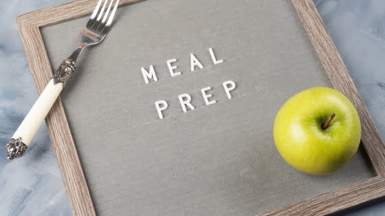 The Benefits of Meal Prepping for Saving Time and Money