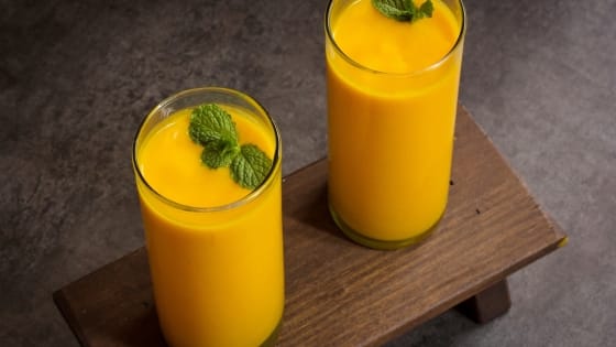 Mango Carrot Smoothies