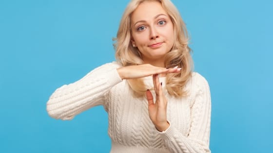 The Power Of The Pause: Responding Vs Reacting In Relationships